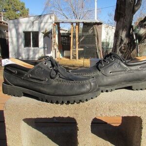 Timberland Authentic 3-Eye Lug Handsewn Boat Shoes in black